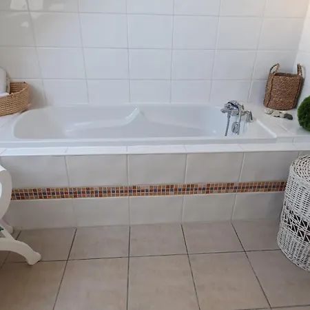 Séjour chez l'habitant Maison Des Hortensias Saint-Contest