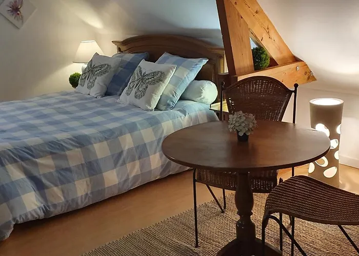 Δωμάτια σε οικογενειακή κατοικία Maison Des Hortensias *