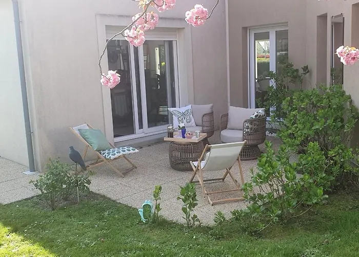 Maison Des Hortensias * Saint-Contest